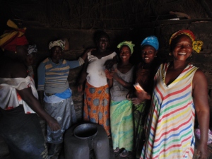The ladies and the finished clay stove. From left to right; Mariama Diouf, Ami Diouf, Haddie Ngom, Seera Ndiaye, Hoija Diouf, Ya Fatou Saar (my host mother)